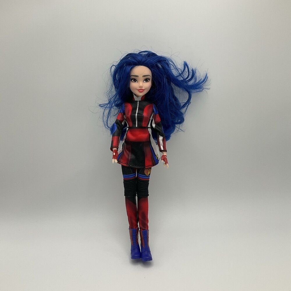 $80 Disney Descendants 3 Evie Doll Action Figure Hasbro